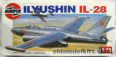 Airfix 1/72 Ilyushin IL-28 Beagle - USSR / Poland / Czech Air Forces, 04010 plastic model kit